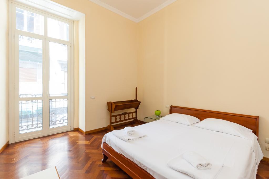 Residenza Duomo 314 Apartment Napoli Bagian luar foto